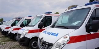 Тимовите за итна медицинска помош секоја година се намалуваат