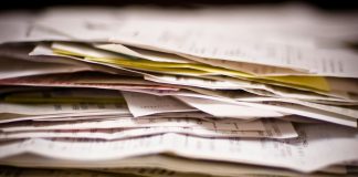 Дигитализација, но пред шалтер