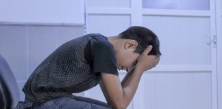 Загрижувачко сведоштво на мајка за врсничко насилство врз нејзиното дете