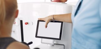 Скрининг на хартија, а ракот на дојка сѐ почест: Нискиот опфат ја намалува ефективноста