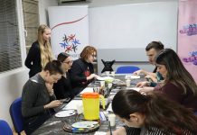 Повеќето млади во Македонија видоа младински центри само преку спотовите на изборните кампањи