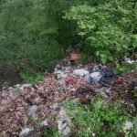 Шар Планина затрупана со планини отпад