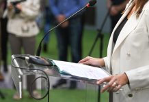 Мизогинија, сексизам и навреди за изгледот и возраста – говорот на омраза кон политичарките сè поприсутен
